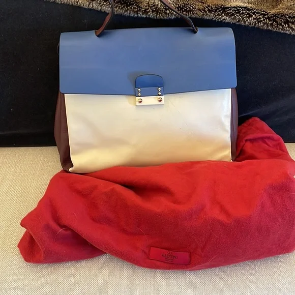 Valentino Garavani Handbag - Picture 6 of 6